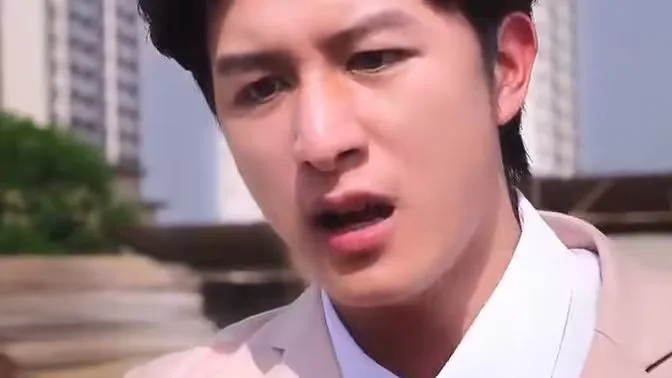 重生2000之王牌助理海报